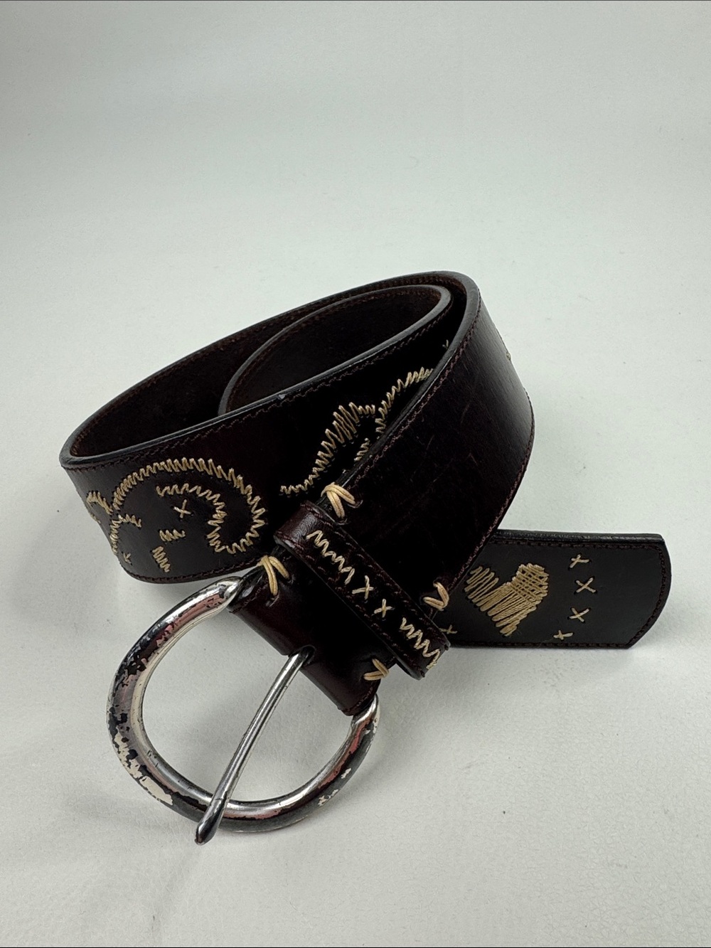 Brighton Dark Brown Leather Belt tan Stitch Heart Accent 32 M/L Silver buckle